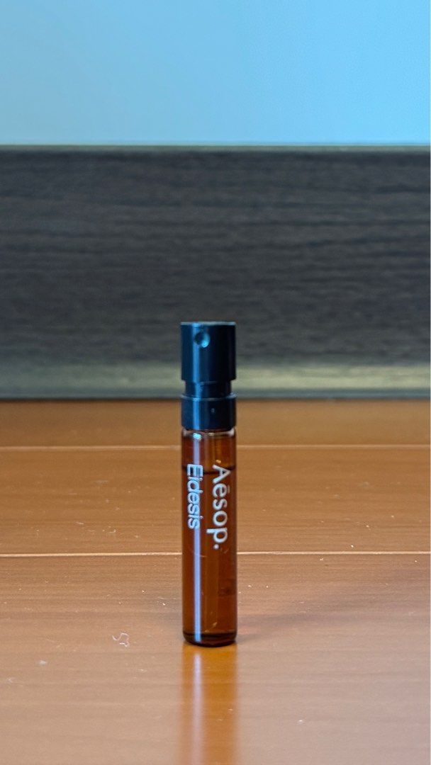 由 zoweellm (刊登 ID 1381482581，圖片 2) 提交，位於 台北市 (Taipei) 的 Aēsop 香水 2ml - Rōzu (類別：香水、體香劑)，說明：。