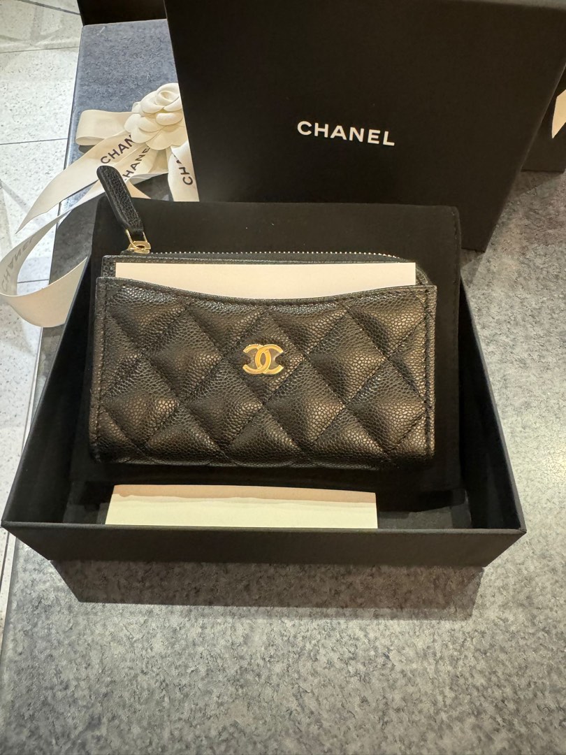authentic_chanel_classic_zippe