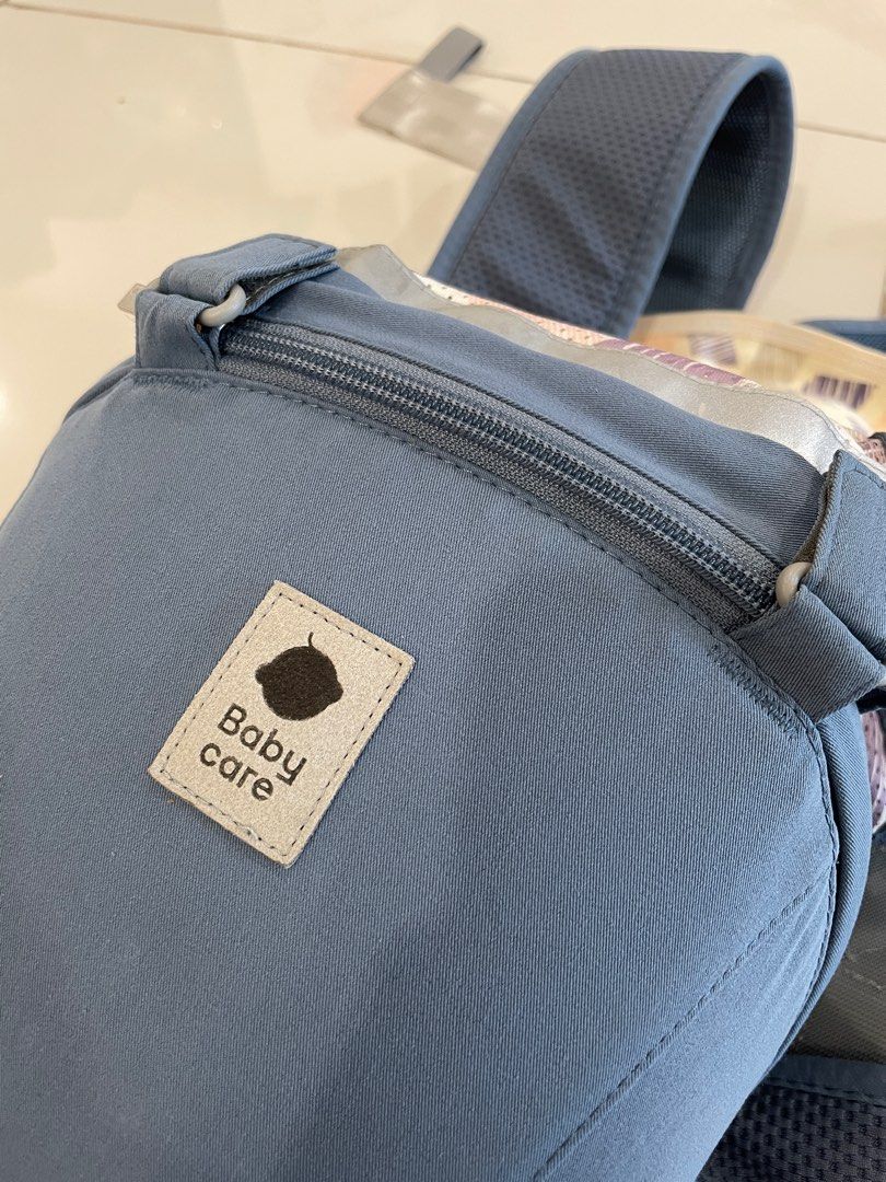 Bc Babycare Baby Carrier Hipseat Ergonomic Soft Adjustable Sling Backpack Hip Seat Carrier (Category: Carriers & Slings) located in Georgetown. Submitted by damian4575 (Listing ID 1381496604, Image 2). Description: Good to use still. There is no damage on the seams and zip. .