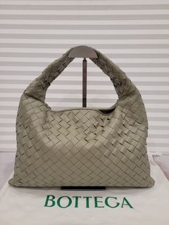 (Kategori: ) berada di . Dikirim oleh brandedboutiquez (ID iklan 1381479083, Gambar 1). Deskripsi: .