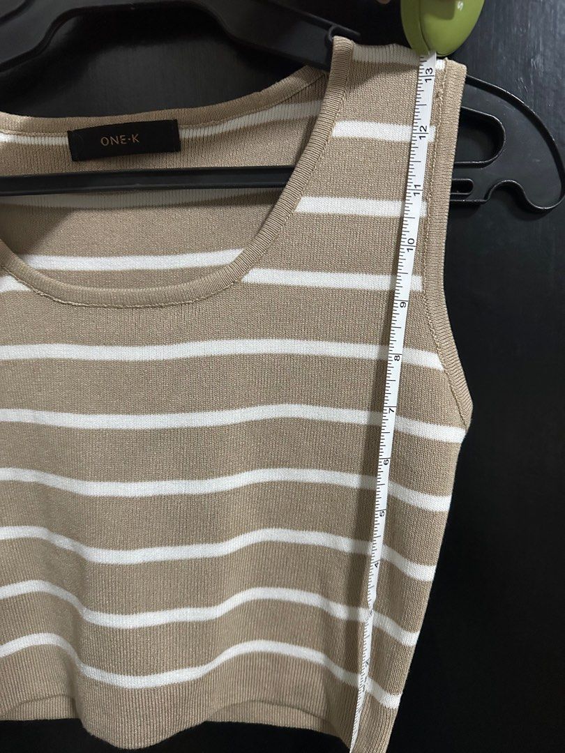 Brown stripes croptop from bangkok (Category: Sleeveless) located in Mandaluyong City. Submitted by decluttermess (Listing ID 1381619727, Image 2). Description: Thick quality from chatuchak bangkok.