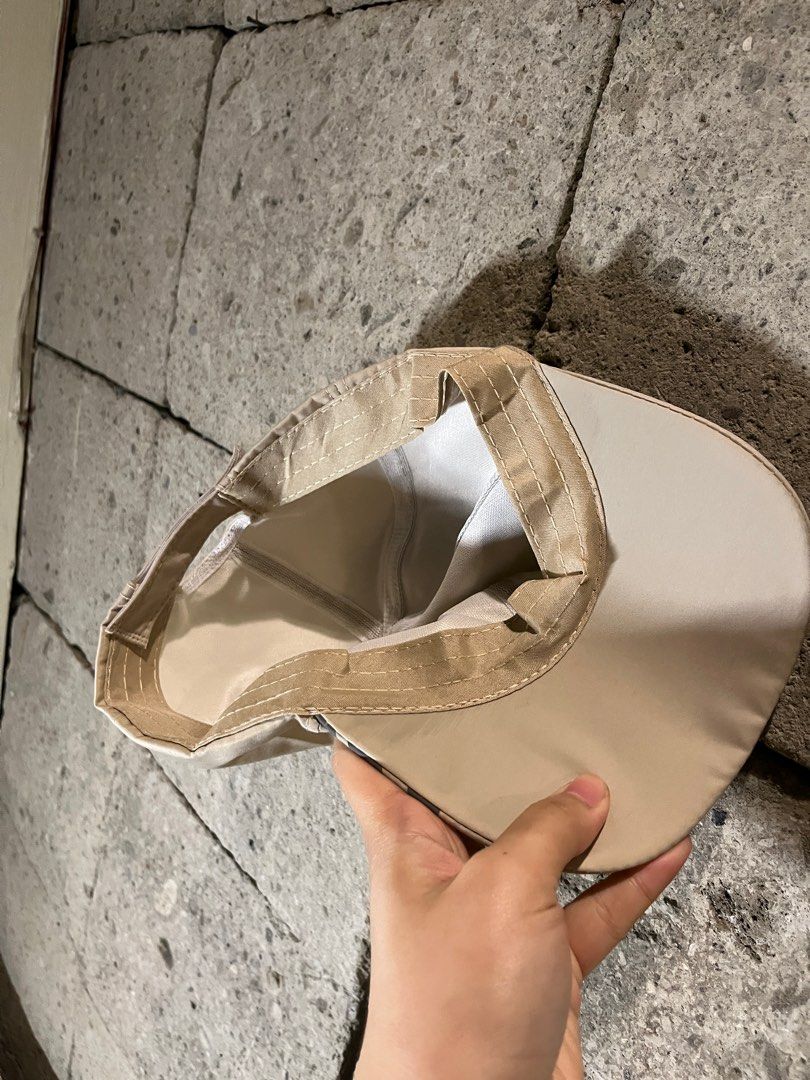 cap (Category: Caps & Hats) located in Paranaque City. Submitted by squackling (Listing ID 1381631347, Image 3). Description: - cute cap - lightweight - beige.
