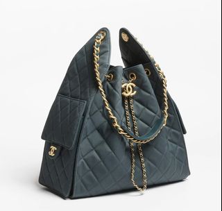 （分類：）位於 。 由 shopyourluxury 提交（商品編號 1381491671，圖片 1）。簡介： 。