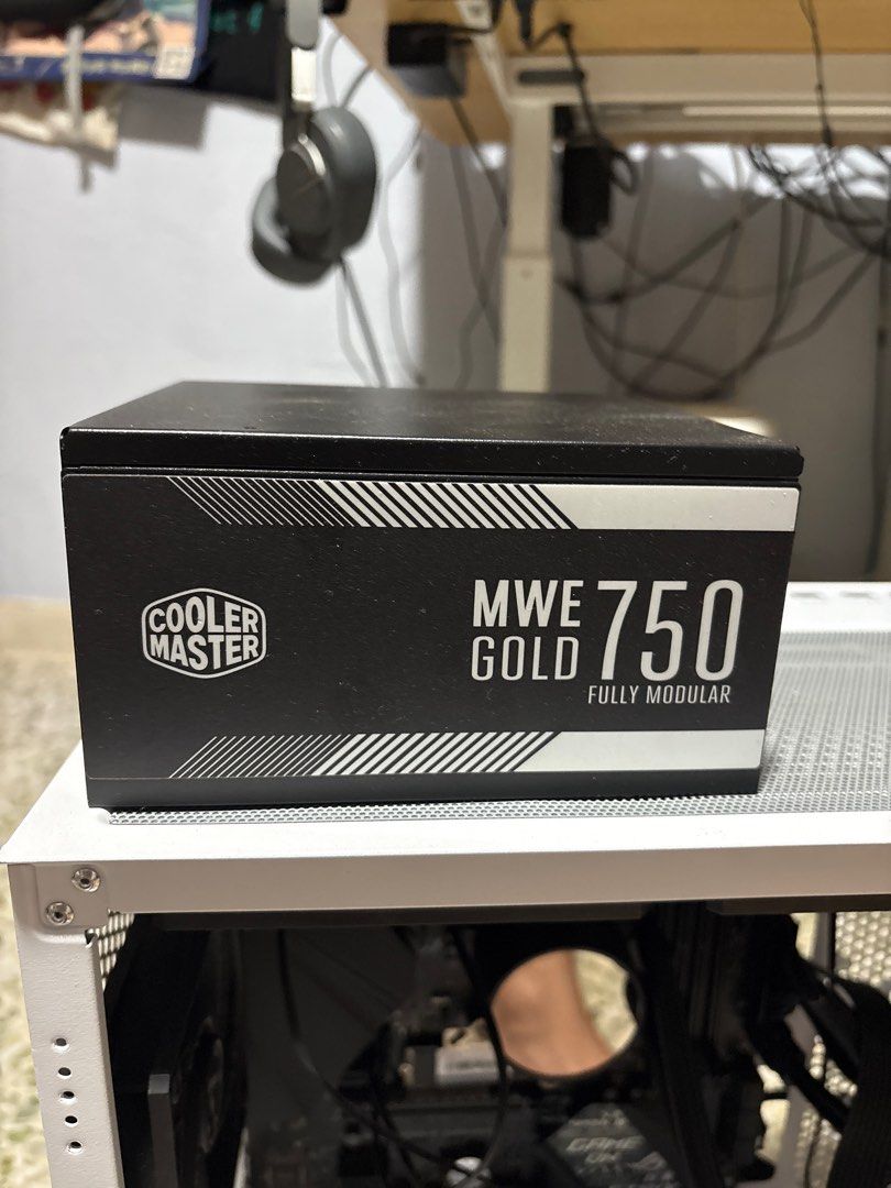 Cooler Master MWE Gold 750 Fully Modular PSU63141629766915110