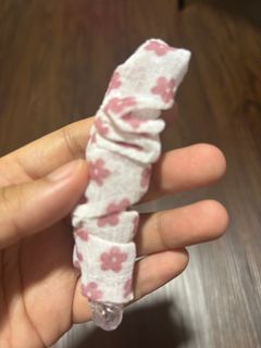 (Category: ) located in . Submitted by dnapparels.unicorn (Listing ID 1381590297, Image 1). Description: .