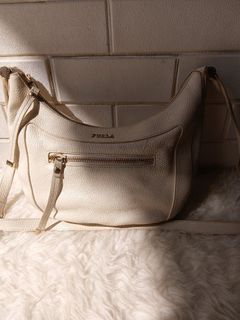 (Kategori: ) berada di . Dikirim oleh dessyprelovedbag (ID iklan 1381603301, Gambar 1). Deskripsi: .
