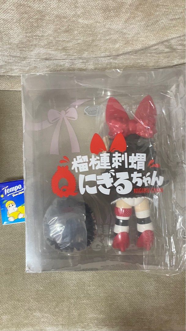 Grape brain 榴槤刺蝟jinart, 玩具收藏品, 手辦及模型, 設計師玩具及盲