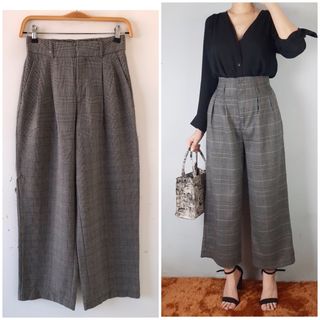 (Kategori: ) berada di . Dikirim oleh lovesshopping_25 (ID iklan 1381643592, Gambar 1). Deskripsi: .