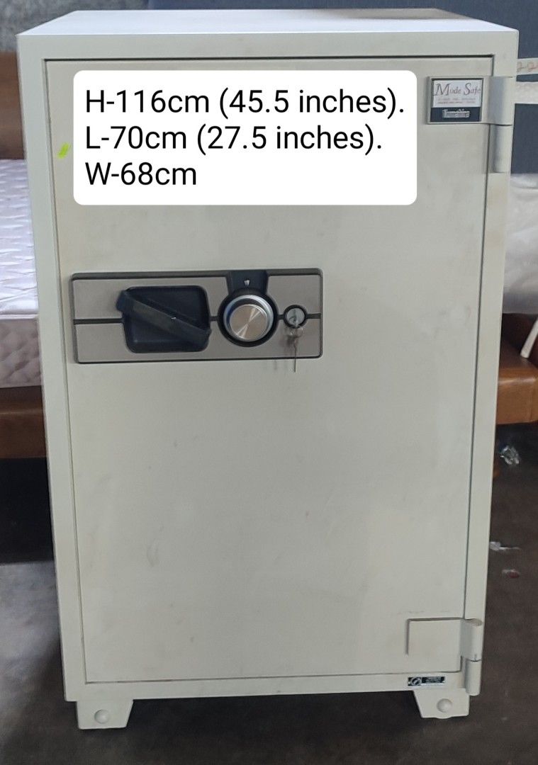 Heavy duty Fireproof safety vault (Category: Safe) located in Valenzuela. Submitted by jmalano (Listing ID 1381504289, Image 1). Description: Heavy duty fire proof safety Vault. Made in Japan. explosion proof, Fire proof, hazard proof. with key and security combination. in good condition with minimal scratches due to handling and transport. pick up location Valenzuela City. 43k..