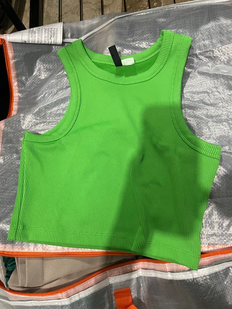 HM Ribbed Top (Category: Blouses) located in Marikina City. Submitted by acbwee (Listing ID 1381623213, Image 2). Description: .