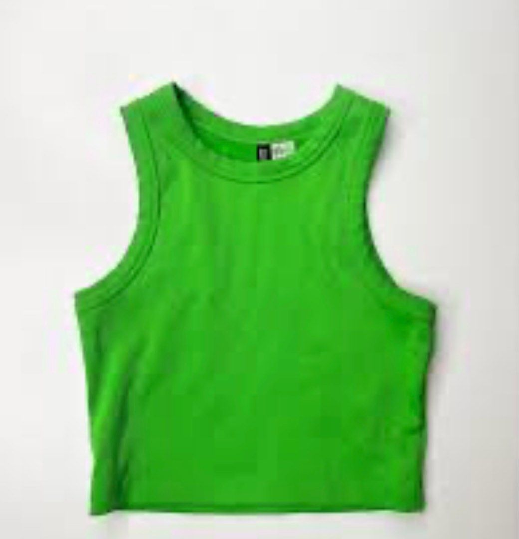 HM Ribbed Top (Category: Blouses) located in Marikina City. Submitted by acbwee (Listing ID 1381623213, Image 1). Description: .