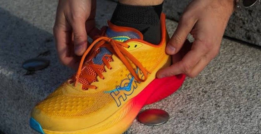 Hoka Mach 6 size (22.5 cm) (Category: Sneakers) located in Mandaluyong City. Submitted by coolcloset (Listing ID 1381516896, Image 2). Description: .