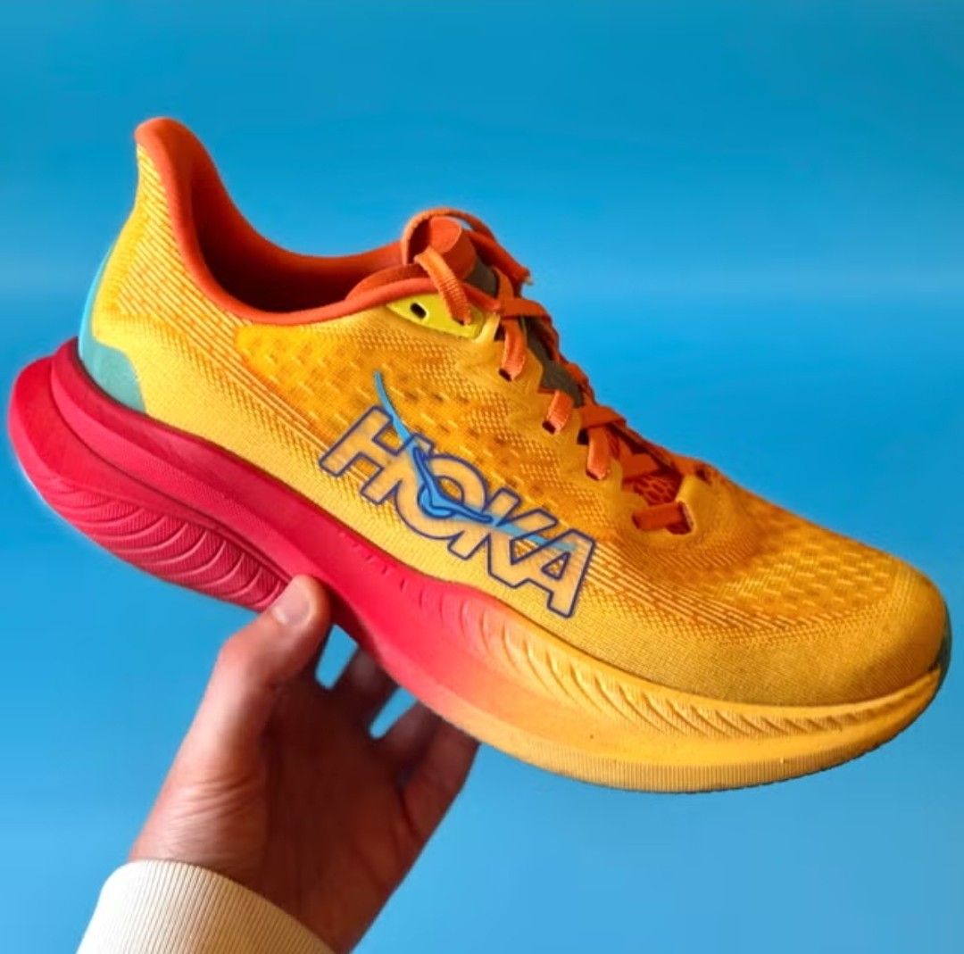 Hoka Mach 6 size (22.5 cm) (Category: Sneakers) located in Mandaluyong City. Submitted by coolcloset (Listing ID 1381516896, Image 1). Description: .