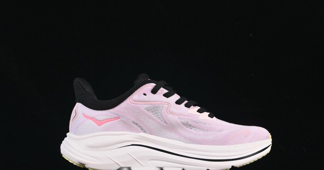 HOKA ONE ONE CLIFTON 10 女裝 鞋 波鞋 Carousell