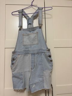 （分類：）位於 。 由 charmainee._. 提交（商品編號 1381645461，圖片 1）。簡介： 。