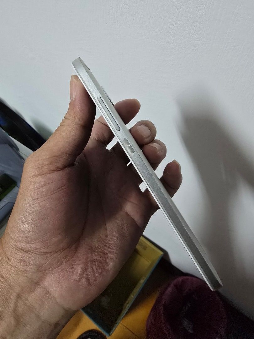 由 cellphonesshop (刊登 ID 1381621347，圖片 3) 提交，位於 高雄市 (Kaohsiung) 的 HUAWEI G7 PLUS (類別：Huawei 華為)，說明：無法進入系統，重覆開機。