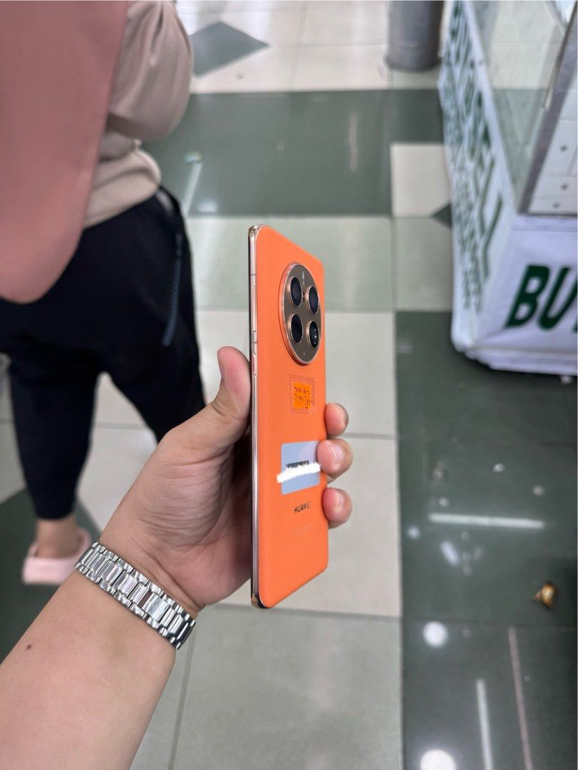Huawei Mate 50 Pro 512gb Global FU (Category: Huawei) located in San Juan City. Submitted by javedsgadgetshop (Listing ID 1381619778, Image 2). Description: INSTALLMENT OPTIONS : SPAY LATER / GGIVES / CREDIT CARD! WE BUY AND SELL SO PWEDE MAGBINTA OR SWAP ! Quick Specs : Huawei Mate 50 Pro •512gb •NTC Variant •Good batt health •Factory Unlock •95% Smoothness •No hidden issue | No Repaired •100% Authentic | Not Refurbished •w/ Box Charger & store 