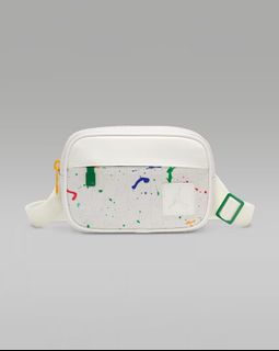 （分類：）位於 。 由 the.shop.edition 提交（商品編號 1381605494，圖片 1）。簡介： 。