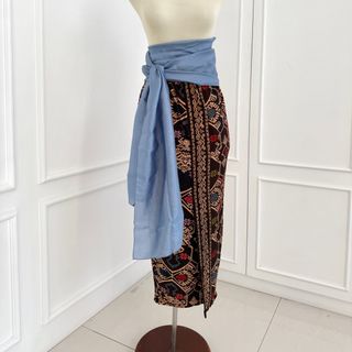 (Kategori: ) berada di . Dikirim oleh preloved.luneur (ID iklan 1381559635, Gambar 1). Deskripsi: .