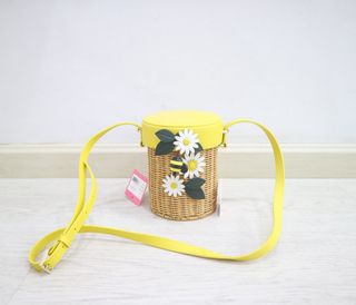 (Kategori: ) berada di . Dikirim oleh petite.preloved23 (ID iklan 1381486788, Gambar 1). Deskripsi: .