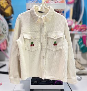 (Kategori: ) berada di . Dikirim oleh preloveditsmee (ID iklan 1381509186, Gambar 1). Deskripsi: .