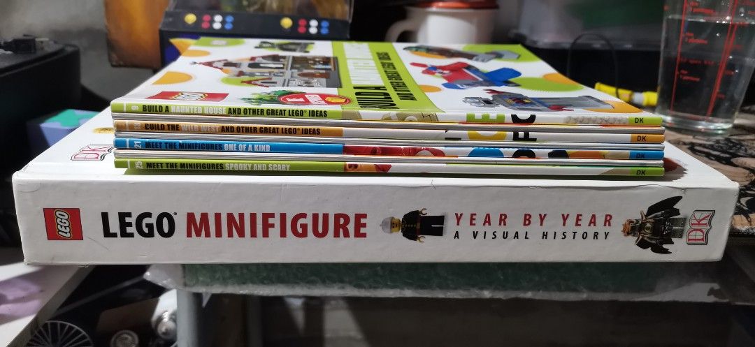LEGO MINIFIGURE YEAR BY YEAR A VISUAL HISTORY SET (Category: Lego & Building Sets) located in Silang. Submitted by wrong2913 (Listing ID 1381500950, Image 2). Description: For sale LEGO MINIFIGURE YEAR BY YEAR A VISUAL HISTORY SET - 2500 FREESHIPPING MEET UP BULIHAN SILANG CAVITE GMA CAVITE JOLLIBEE ALONG GOVERNOR'S DRIVE SHIPPING VIA JRS or if malapit lng sa locatioan ko via lalamove : D.