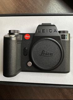 (Category: ) located in . Submitted by mad.about.cameras (Listing ID 1381469290, Image 1). Description: .