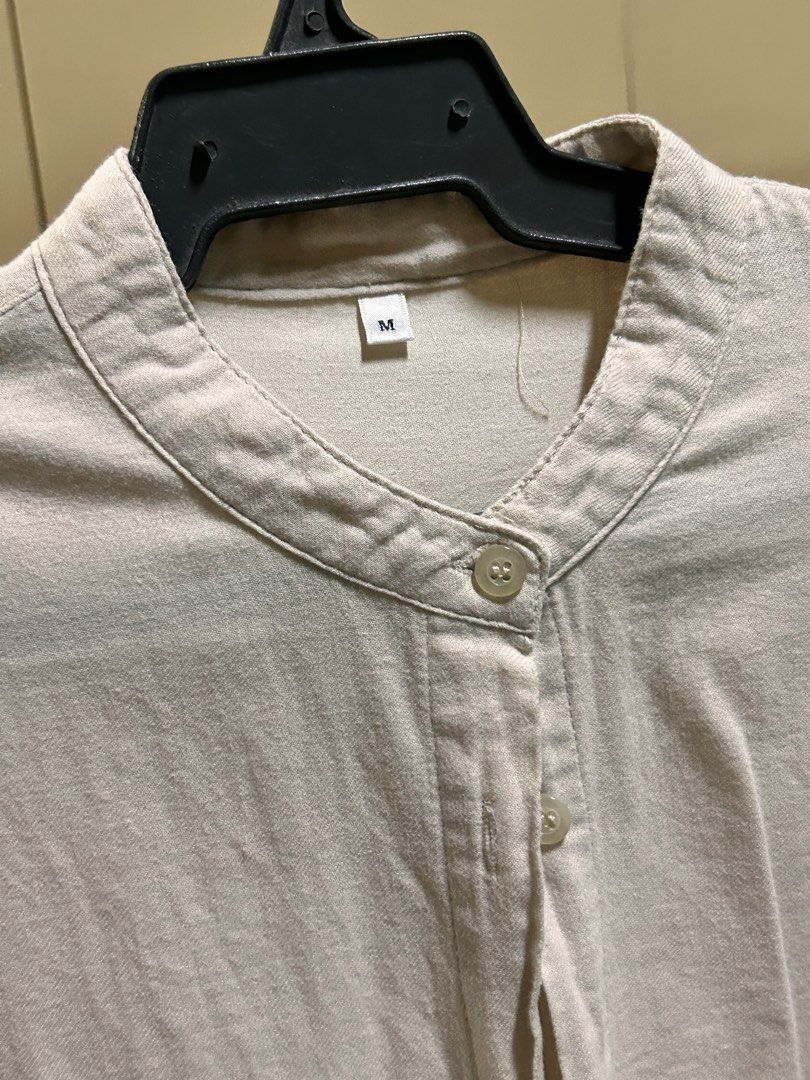 Linen longsleeves (Category: Longsleeves) located in Binan City. Submitted by bellashops (Listing ID 1381648874, Image 2). Description: .