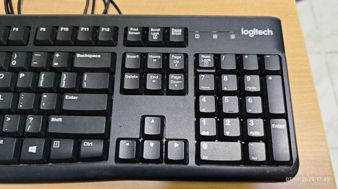 LOGITECH K120 Plug-and-Play USB Keyboard (Category: Computer Keyboard) located in Quezon City. Submitted by marianodeclutter (Listing ID 1361396594, Image 2). Description: Original. Good as new. No issues Loc: Quezon City, central avenue.