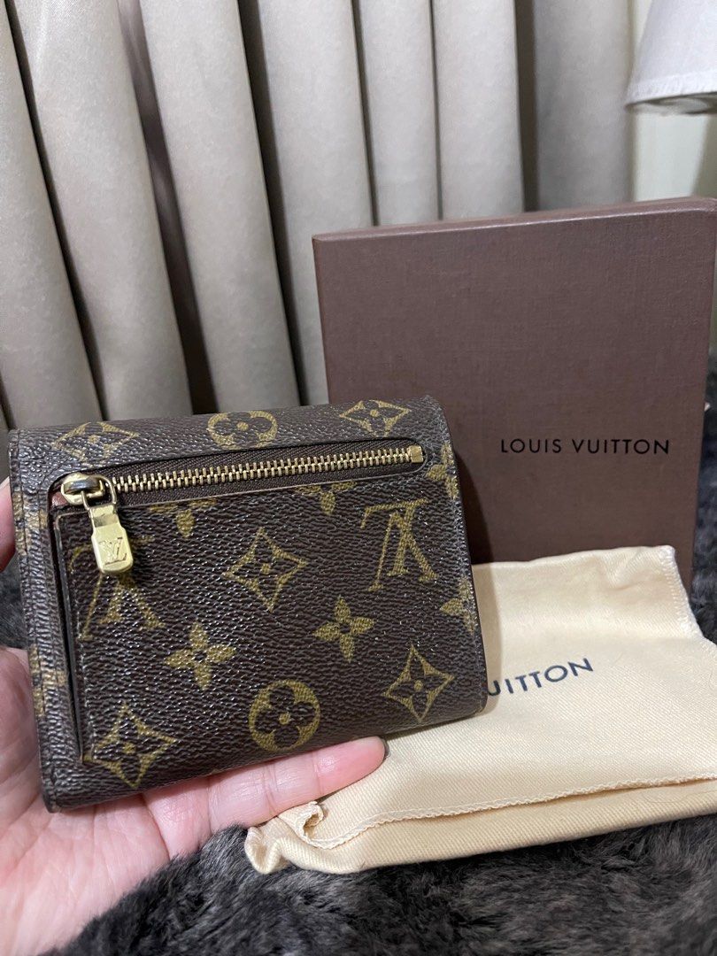 Louis Vuitton Koala Wallet (Category: Luxury Bags & Wallets) located in Quezon City. Submitted by theluxurycityph. (Listing ID 1381660295, Image 2). Description: Louis Vuitton Koala Wallet Box, dustbag We are delighted to let you know that we are now accepting Credit Cards, Debit Cards, and Mobile Payment Apps. Shopping just got easier! 💛 Buy Now Pay Later 3 Months 0% Interest Installment for BDO Cards *additional 5% bank fee 💛 — we accept majo