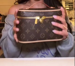 (Category: ) located in . Submitted by luxury_district.korea (Listing ID 1381665926, Image 1). Description: .