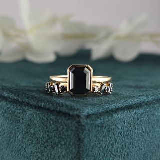 Make a Bold Promise with Our Emerald & Chowki Black Diamond Ring64242127486979110