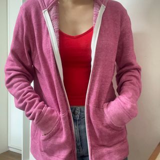 (Category: ) located in . Submitted by julia_ppp (Listing ID 1381528526, Image 1). Description: .
