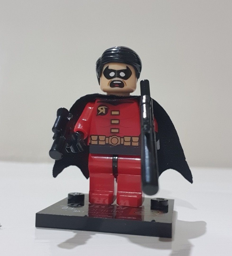 Mini Lego collectible DC character (Category: Lego & Building Sets) located in Las Pinas. Submitted by cherry_luvs_dresses (Listing ID 1381639908, Image 2). Description: good as new collectible super discounted price.