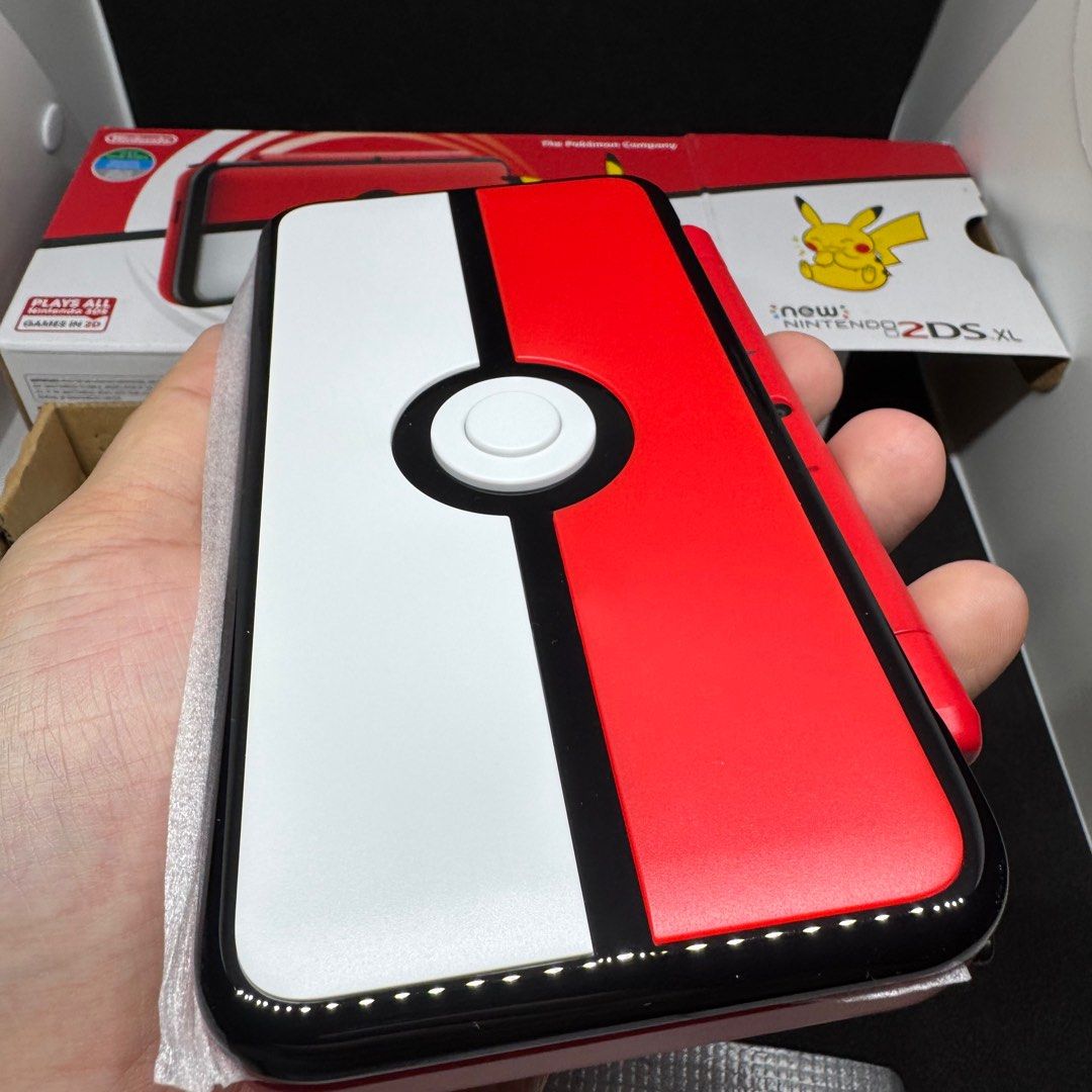 Never Played New Nintendo 2DS XL Pokeball Limited Edition Pokemon63108086487681111