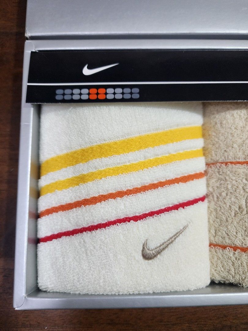 NIKE Face Towel Set (Category: Bedding & Towels) located in Quezon City. Submitted by senyoramaria (Listing ID 1381470093, Image 2). Description: NIKE Face Towel Set 2 pcs Unused with box Php700❗️ #JapanSurplus.