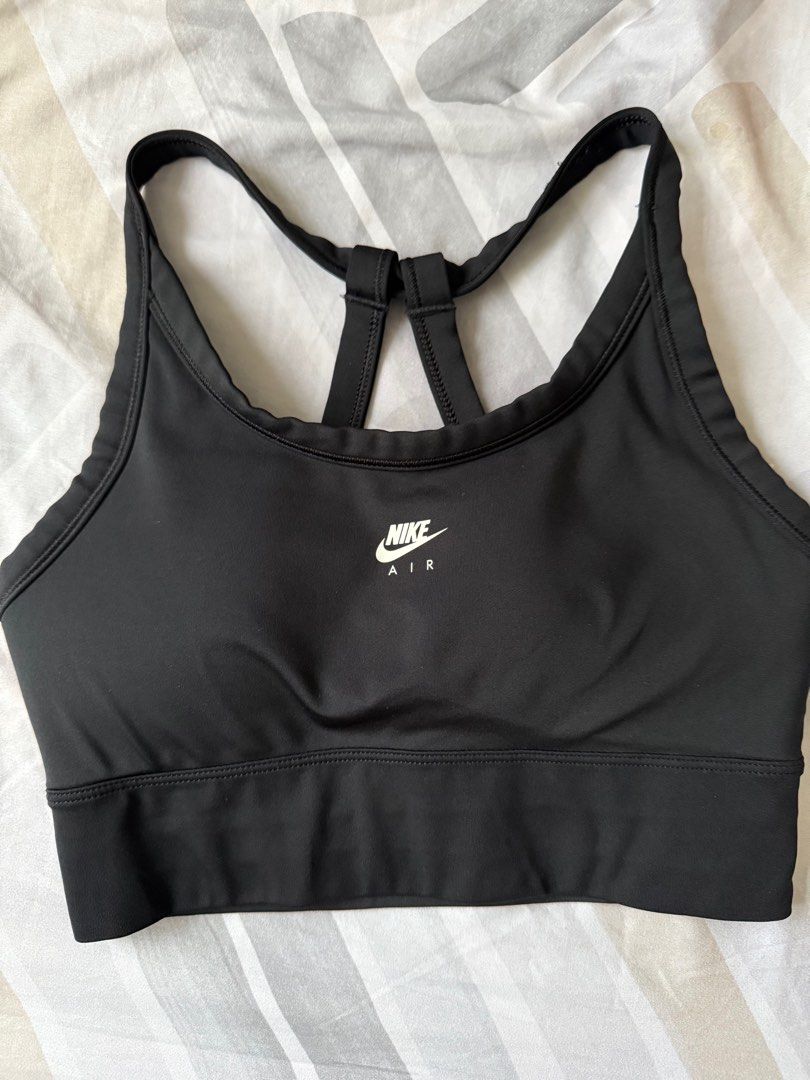 Nike Sports Bra (Category: Activewear) located in Manila. Submitted by thesecondhandshop (Listing ID 1381474288, Image 1). Description: .