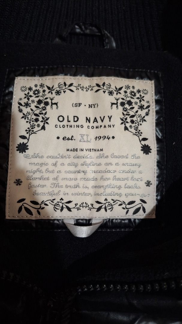 Old Navy Black Puffer Vest XL (Category: Coats, Jackets and Outerwear) located in Baguio. Submitted by declutter_scarlet (Listing ID 1381654684, Image 3). Description: Full Zip Fleece Lined Mock Neck Size XL Free shipping Location: Baguio City DM me for more info Check out my profile for more listings.