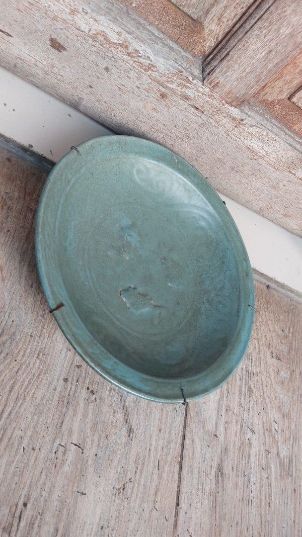 piring antik celadon gambar tiga ikan (Kategori: Vintage & Antik - Lainnya) berada di Tangerang. Dikirim oleh putumbahsuro1 (ID iklan 1381545838, Gambar 3). Deskripsi: piring antik celadon gambar 3 ikan lebar 31 cm siap dikoleksi.