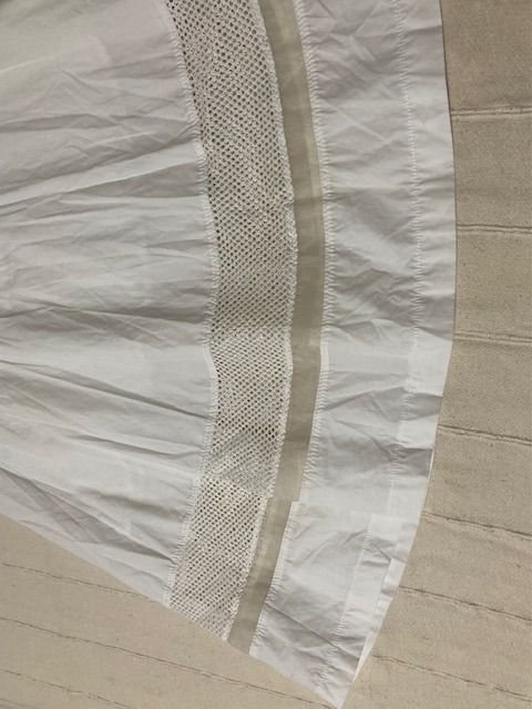 Pre-loved Authentic Initial Fashion Skirt Size Small (Category: Skirts) located in Paranaque City. Submitted by vanitelab (Listing ID 1381581676, Image 3). Description: Pre-loved Authentic Initial Fashion Skirt (HongKong brand) with Side Pockets SUPER NICE IN GOOD CONDITION Product Information: • Size: Small • Color: White • Measurement when laid flat: waist - 13.5 x 2 inches length - 25 inches • Material: Cotton, Polyester Will appreciate receiv