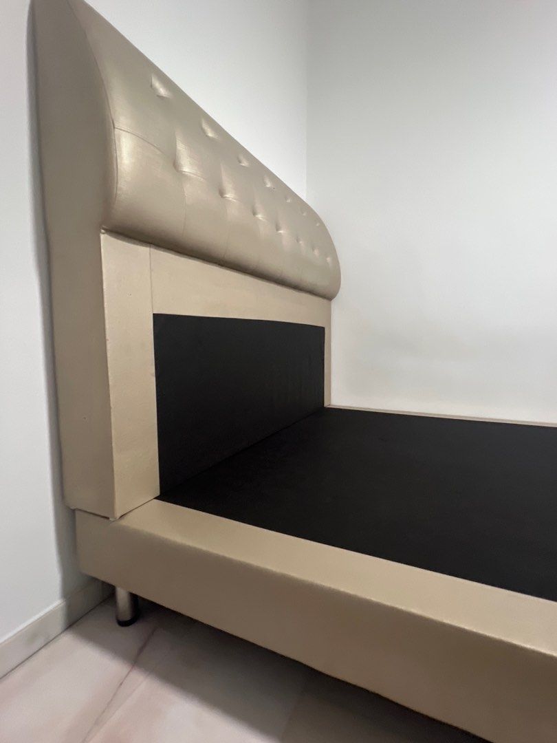 Queen Size Bed Frame with Headboard65074648076291112