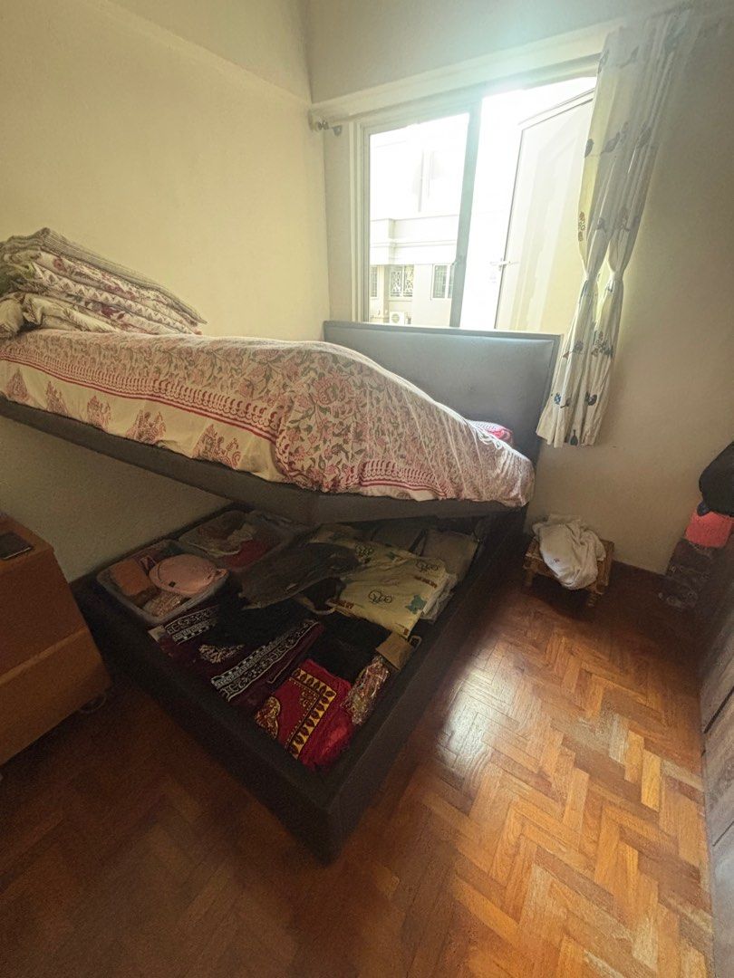Queen Size Storage Bed Frame65074649046018111