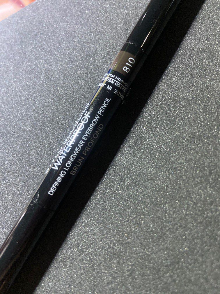 Retractable Chanel Brow Pencil & Brush (Category: Makeup) located in Tagaytay City. Submitted by euniquefinds (Listing ID 1381653568, Image 2). Description: Authentic Chanel Stylo Sourcils Brun Profond #810 Waterproof longwear eyebrow retractable pencil .