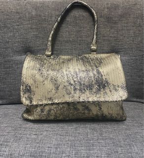 (Kategori: ) berada di . Dikirim oleh rz_bag (ID iklan 1381611843, Gambar 1). Deskripsi: .