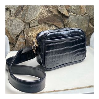 (Kategori: ) berada di . Dikirim oleh adowearble (ID iklan 1381472849, Gambar 1). Deskripsi: .