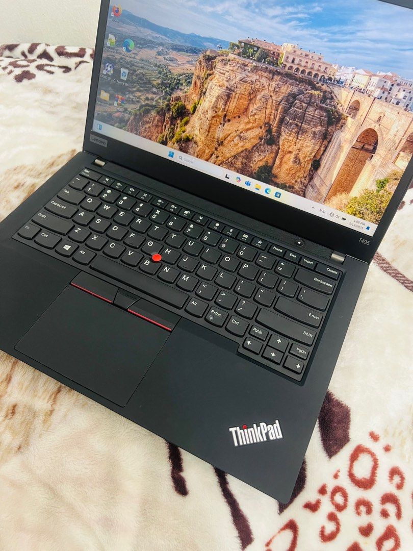 ThinkPad T495/Ryzen 5Pro 3500U/24GB RAM/512GB SSD/ Battery Health 94%/AMD Radeon Vega 8 Graphics  2GB Dedicated/Windows 11Pro/MS Office 202163221273068163112
