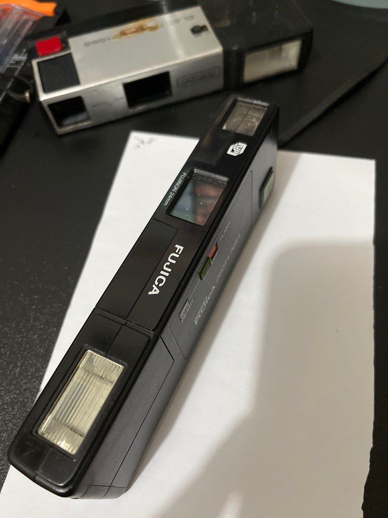 Untested | as is item | pocket fujica 250 flash (Category: Cameras) located in Pasig City. Submitted by jetskidok (Listing ID 1381616861, Image 3). Description: Untested As is item Parts intact Dust Scratches.