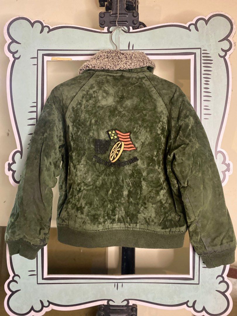 Vintage jacket (Category: Babies & Kids Fashion) located in Johor Bahru. Submitted by poketfunforshake (Listing ID 1381653431, Image 3). Description: .