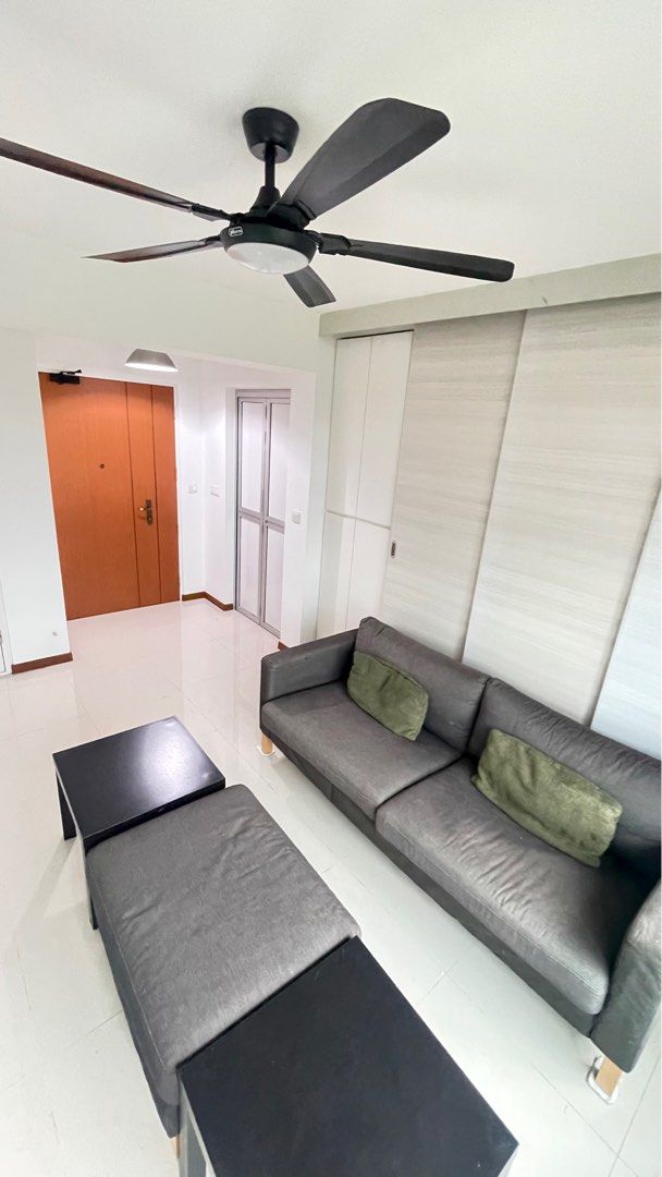 WHOLE unit for rent | Shortest Walk to MRT | Top Floor Unit63226190466818111
