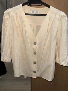 (Category: ) located in . Submitted by shopwithmjj (Listing ID 1381527613, Image 1). Description: .